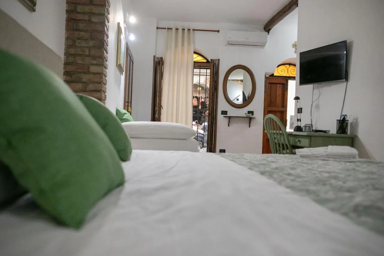 Willa A 38Passi Dal Mare Cefalù 0*,